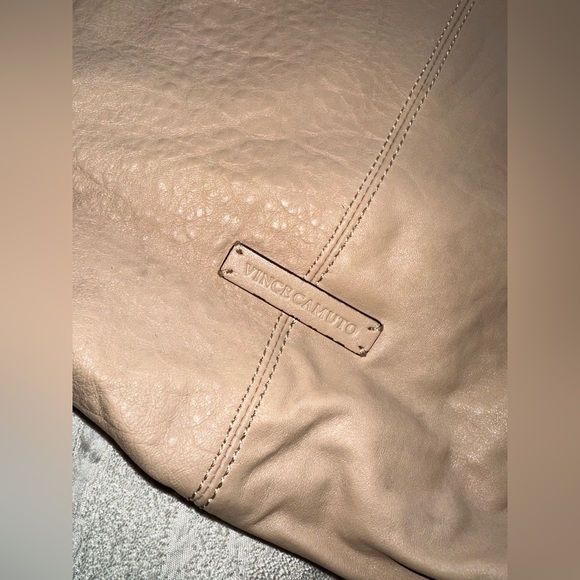 Large Beige Vince Camuto Soft Leather Hobo Bag with gold detailing - Picture 4 of 11